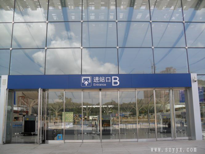 有框玻璃麻豆爱爱视频