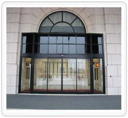 有框玻璃麻豆爱爱视频