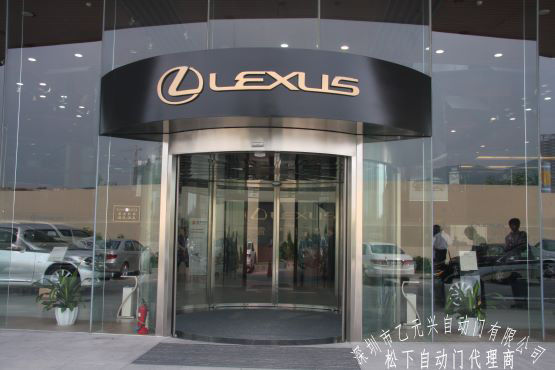 弧形麻豆爱爱视频