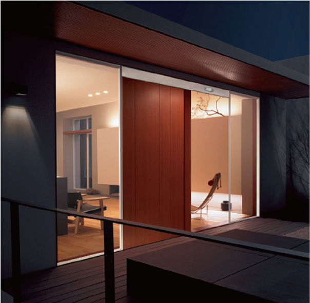 家庭装麻豆蜜桃69无码专区在线